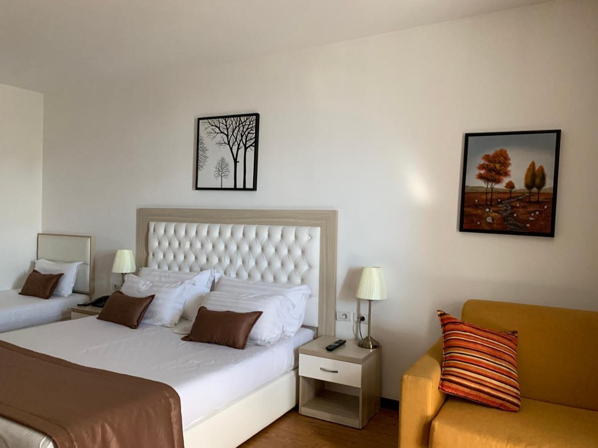 Hotel Bleart Škalngur Eksteriør bilde